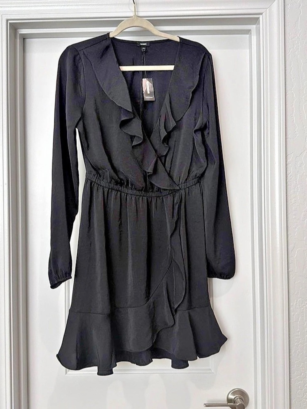 Express Long Sleeve Ruffle Wrap Mini Dress Black Ruffle Mini Dress Size Medium
